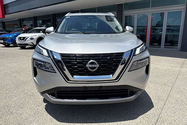 2025 Nissan X-TRAIL ST T33