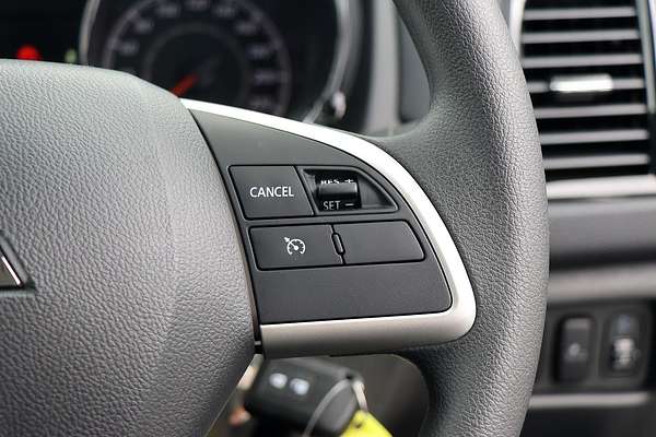 2024 Mitsubishi ASX GS XD