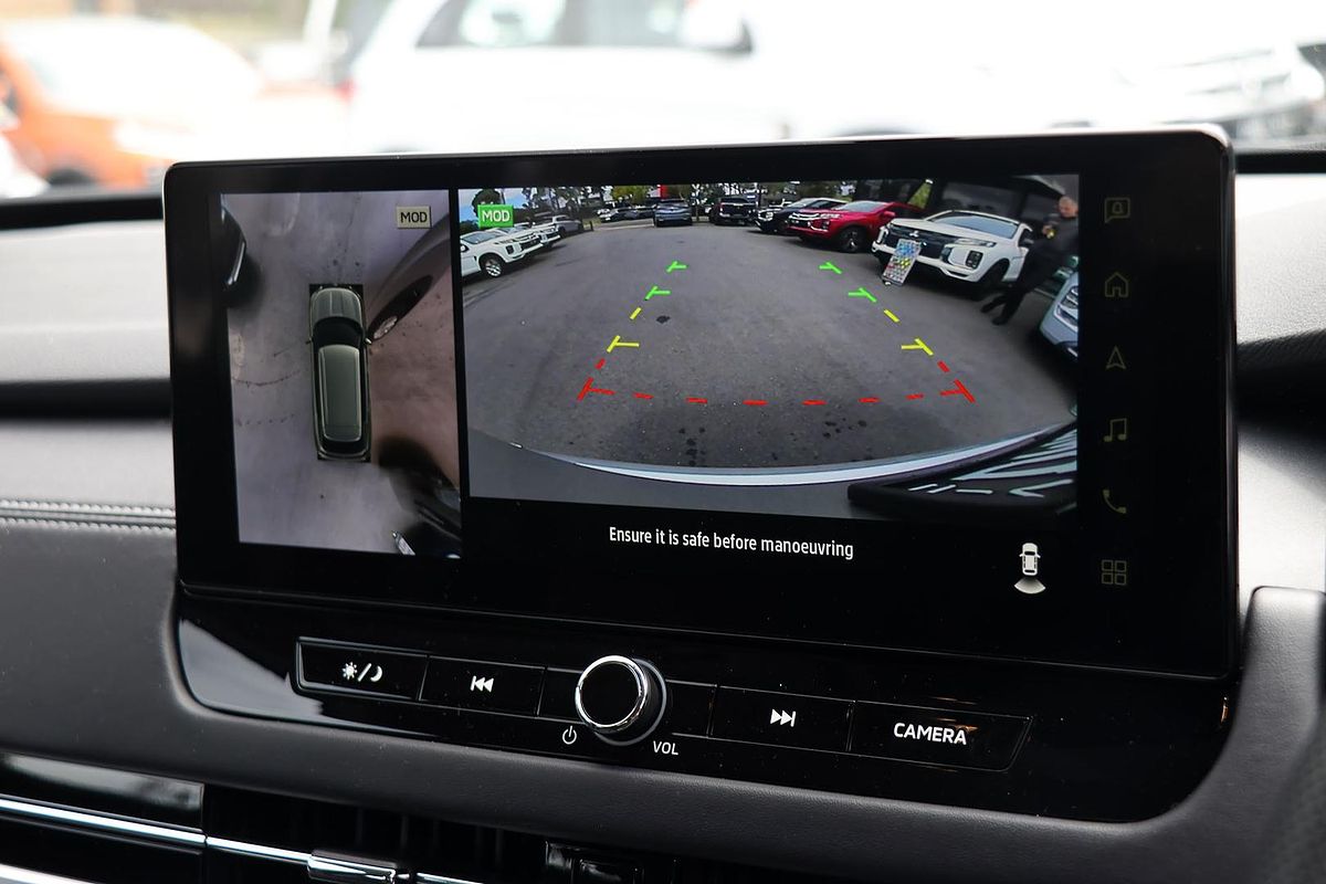 2025 Mitsubishi Outlander ES ZM