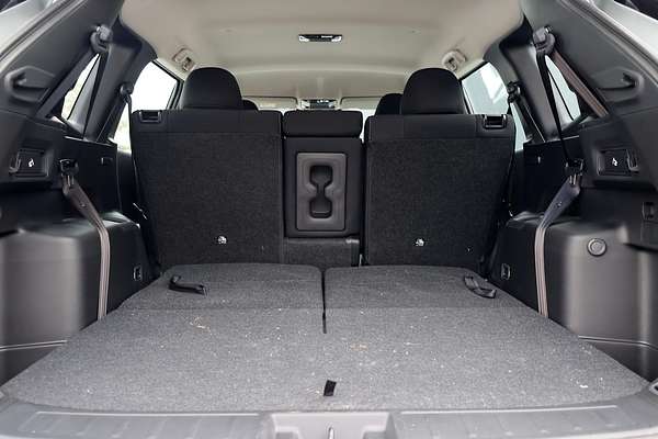 2025 Mitsubishi Outlander ES ZM