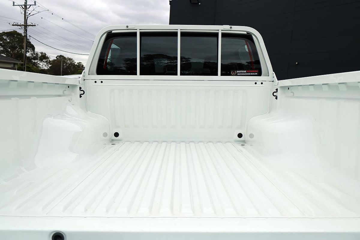 2025 Mitsubishi Triton GLX MV Rear Wheel Drive