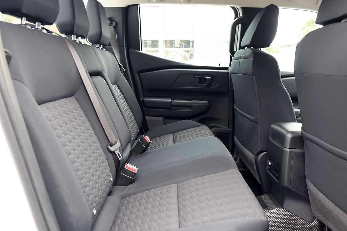 2025 Mitsubishi Triton GLX MV Rear Wheel Drive