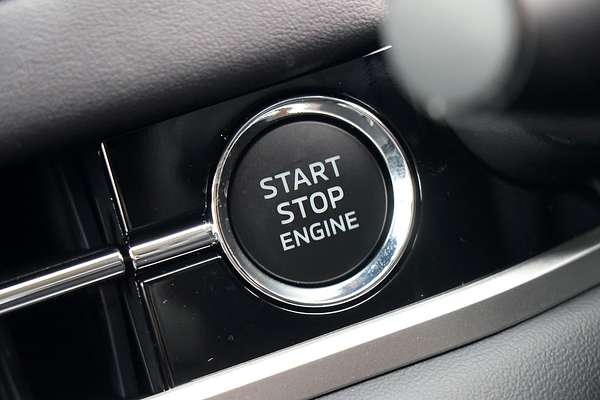 2025 Mitsubishi Outlander ES ZM