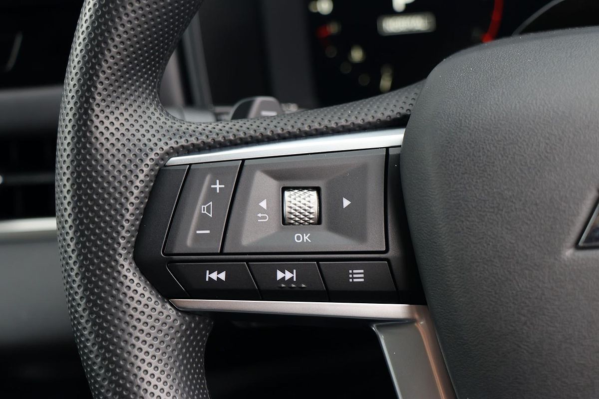 2025 Mitsubishi Outlander ES ZM