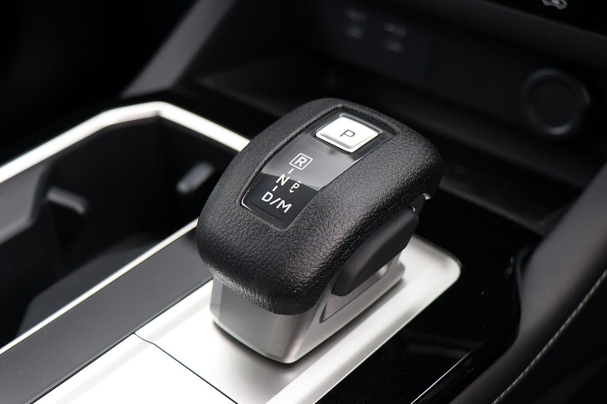 2025 Mitsubishi Outlander ES ZM