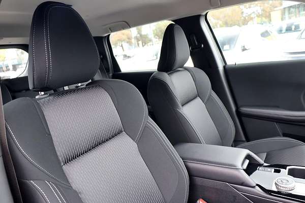 2025 Mitsubishi Outlander ES ZM