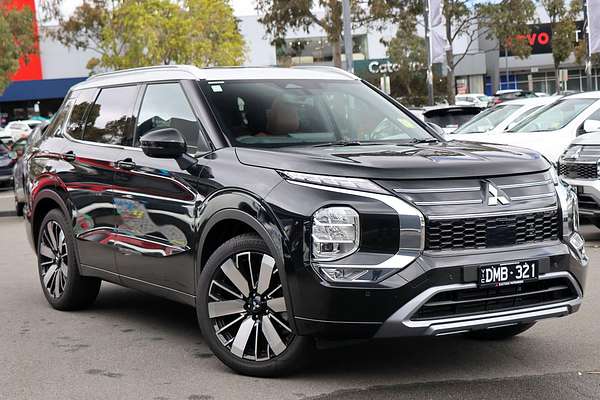 2025 Mitsubishi Outlander Exceed Tourer ZM