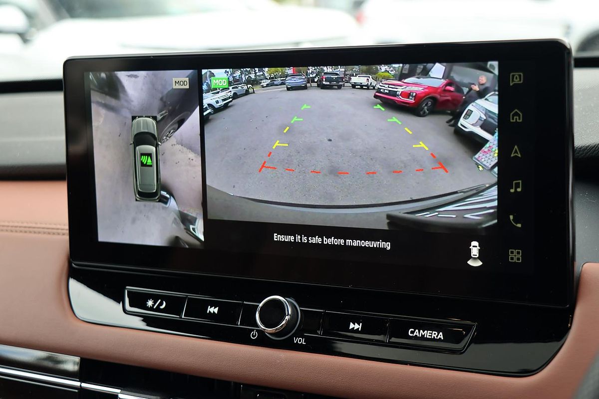 2025 Mitsubishi Outlander Exceed Tourer ZM