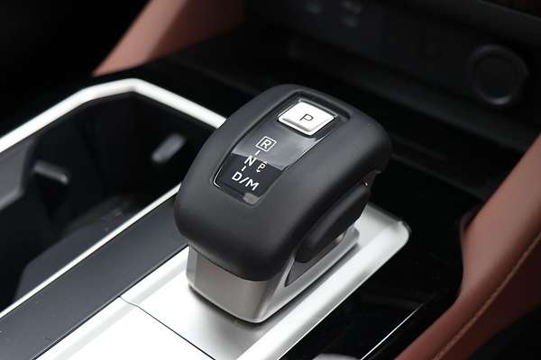 2025 Mitsubishi Outlander Exceed Tourer ZM