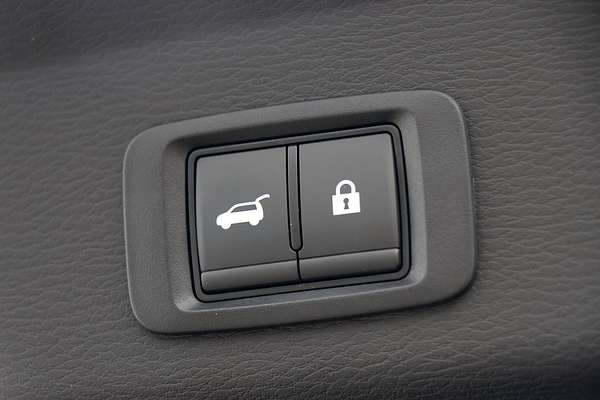 2025 Mitsubishi Outlander Exceed Tourer ZM