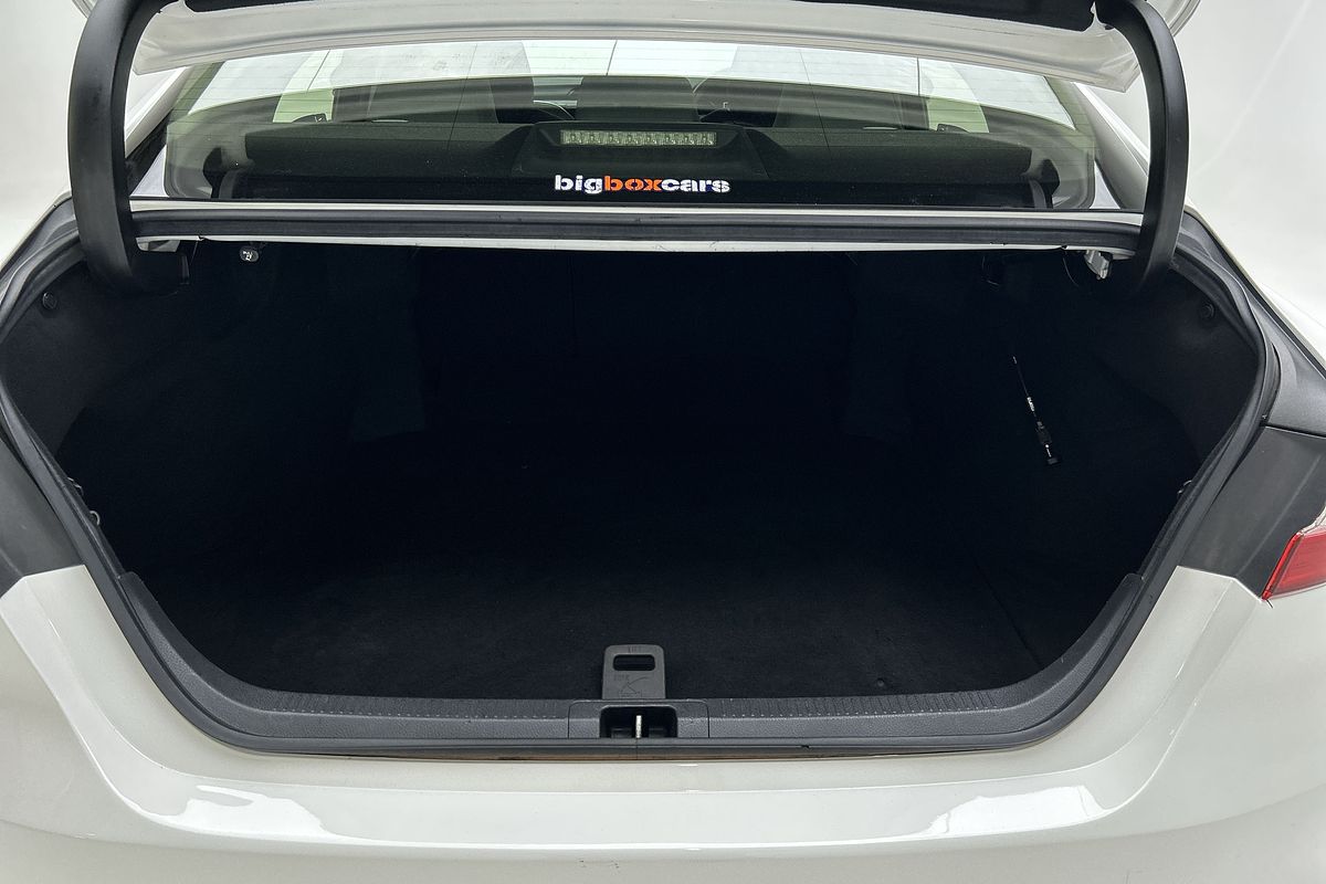 2019 Toyota Camry Ascent ASV70R