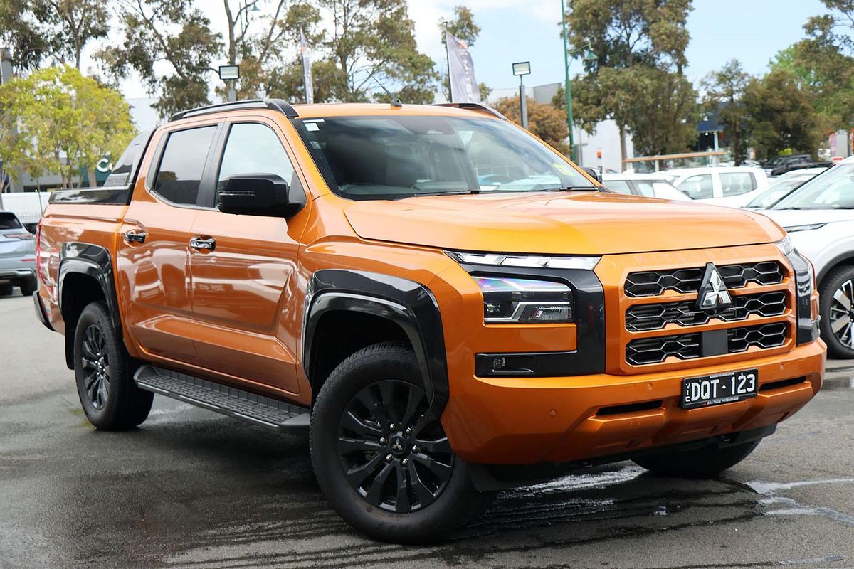 2025 Mitsubishi Triton GSR MV 4X4