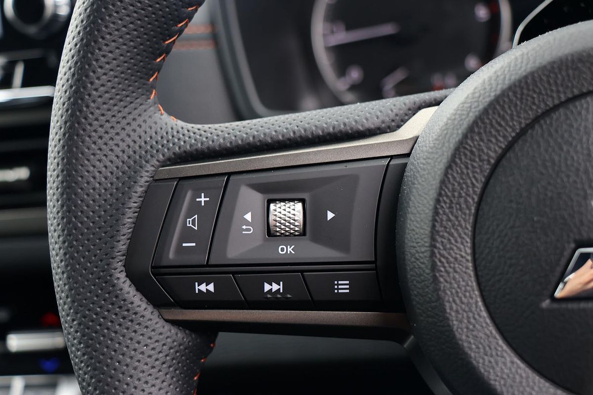 2025 Mitsubishi Triton GSR MV 4X4