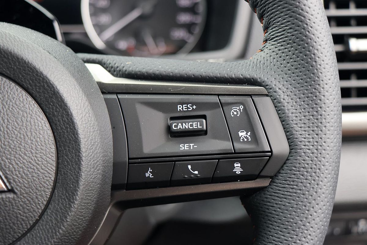 2025 Mitsubishi Triton GSR MV 4X4