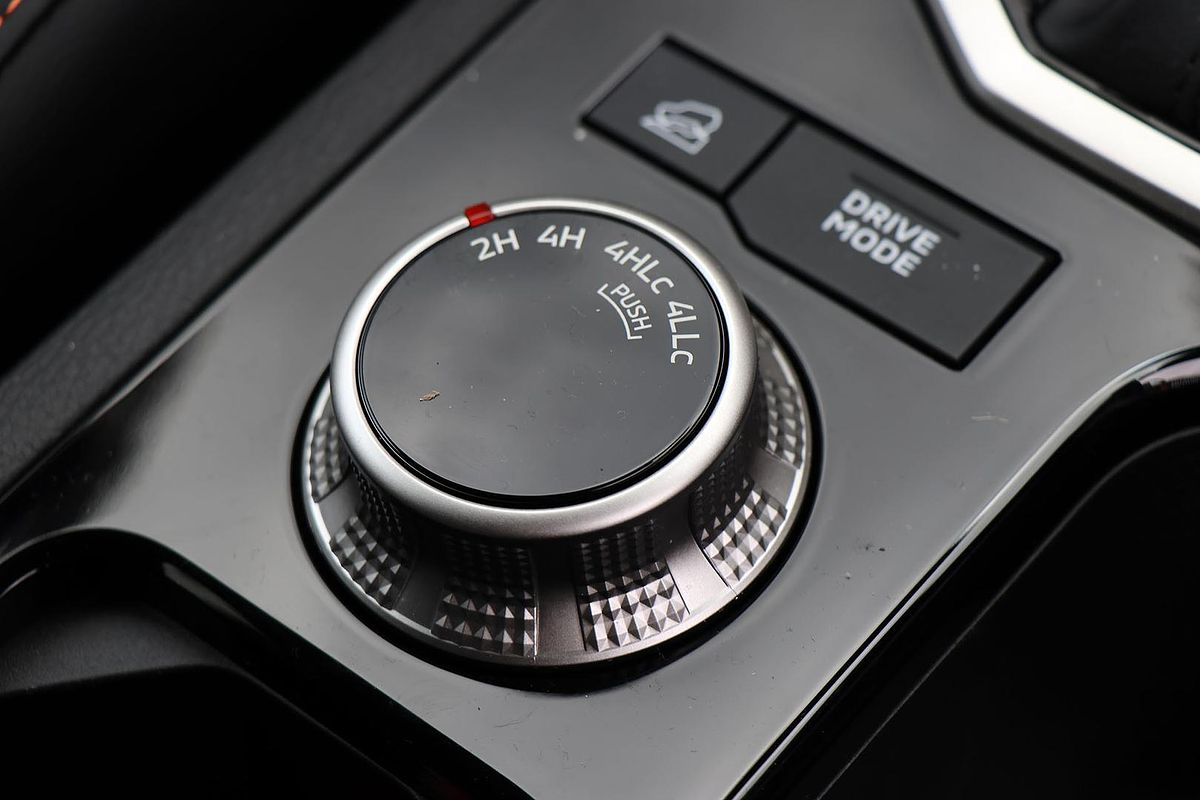 2025 Mitsubishi Triton GSR MV 4X4