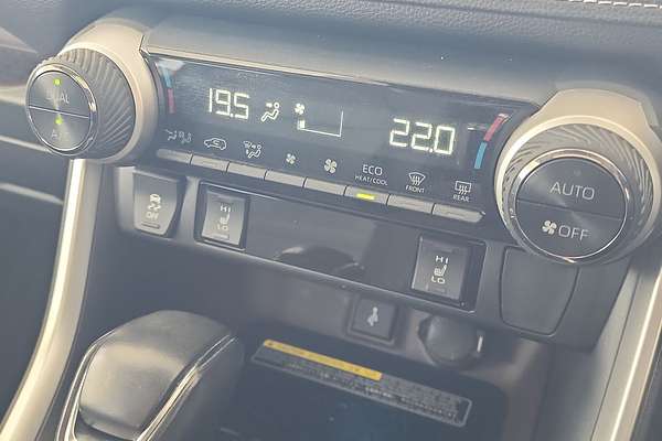 2020 Toyota RAV4 Cruiser AXAH54R