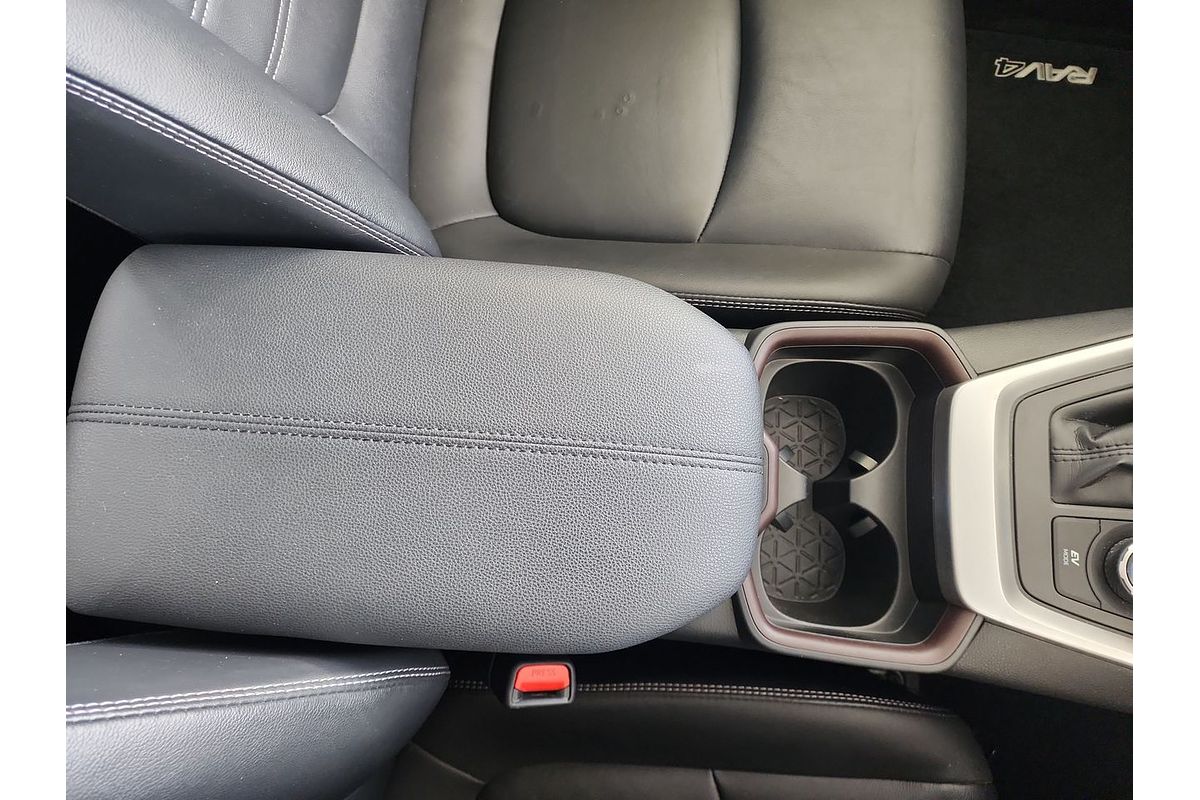 2020 Toyota RAV4 Cruiser AXAH54R