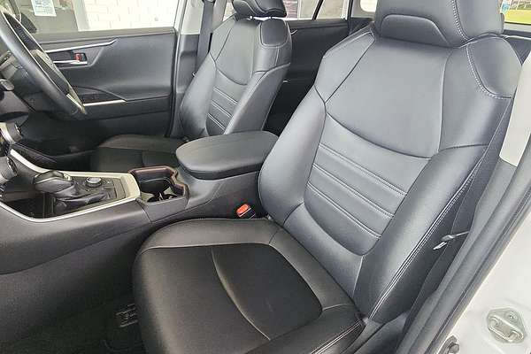 2020 Toyota RAV4 Cruiser AXAH54R