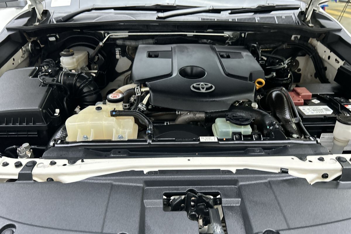 2021 Toyota Hilux SR GUN126R 4X4