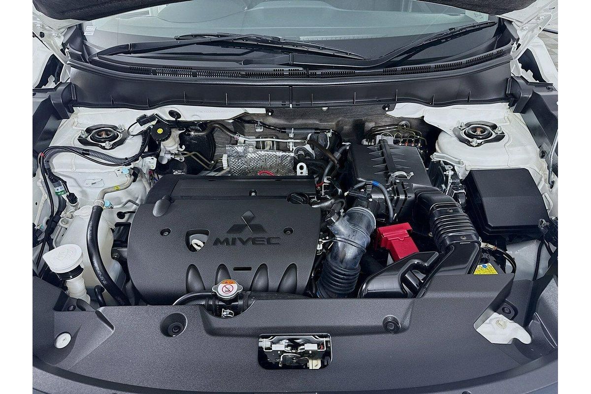 2022 Mitsubishi ASX ES XD