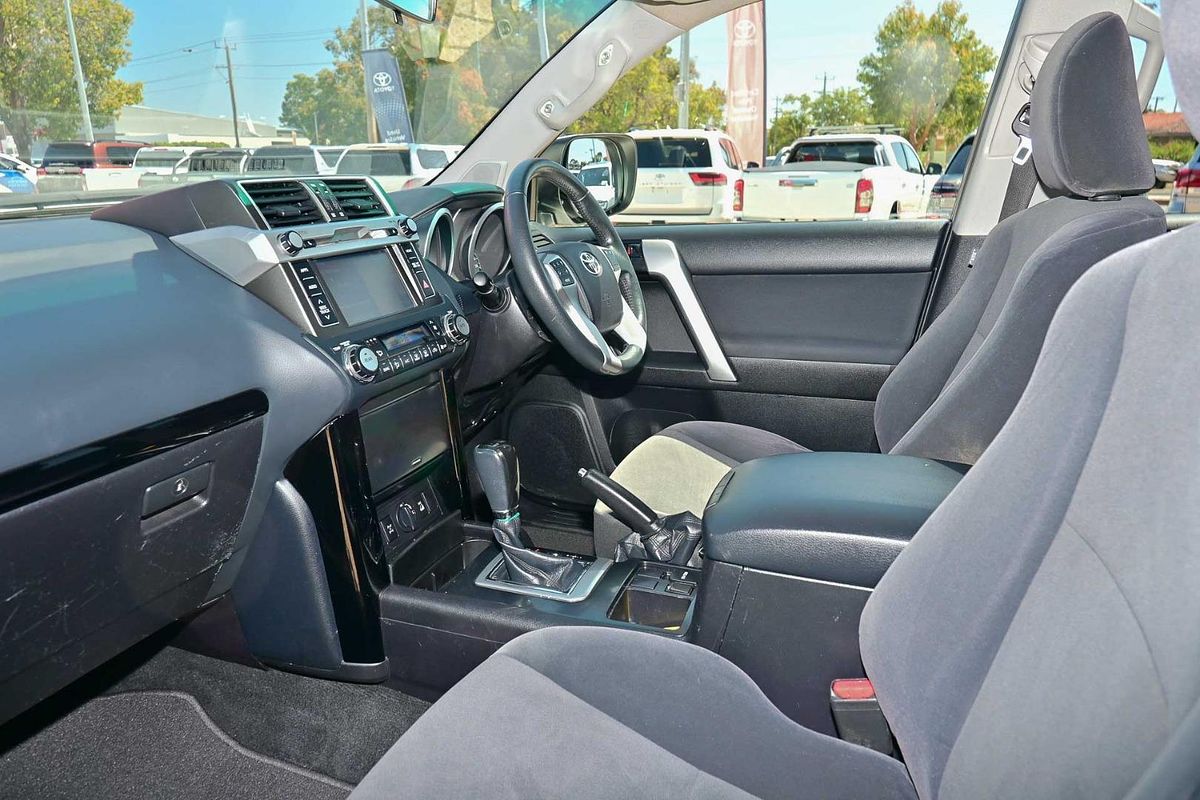 2017 Toyota Landcruiser Prado GXL GDJ150R