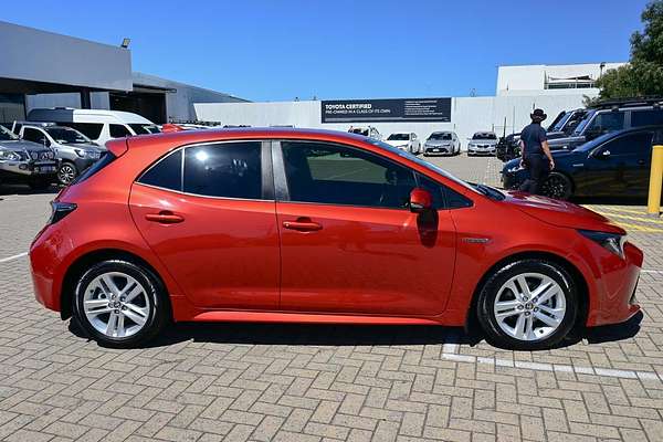 2019 Toyota Corolla SX Hybrid ZWE211R