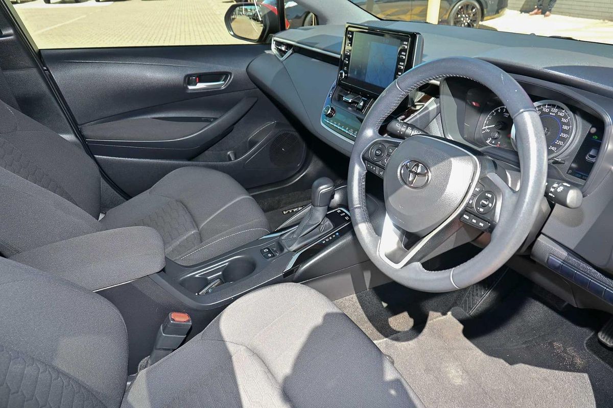 2019 Toyota Corolla SX Hybrid ZWE211R