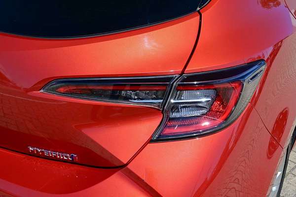 2019 Toyota Corolla SX Hybrid ZWE211R