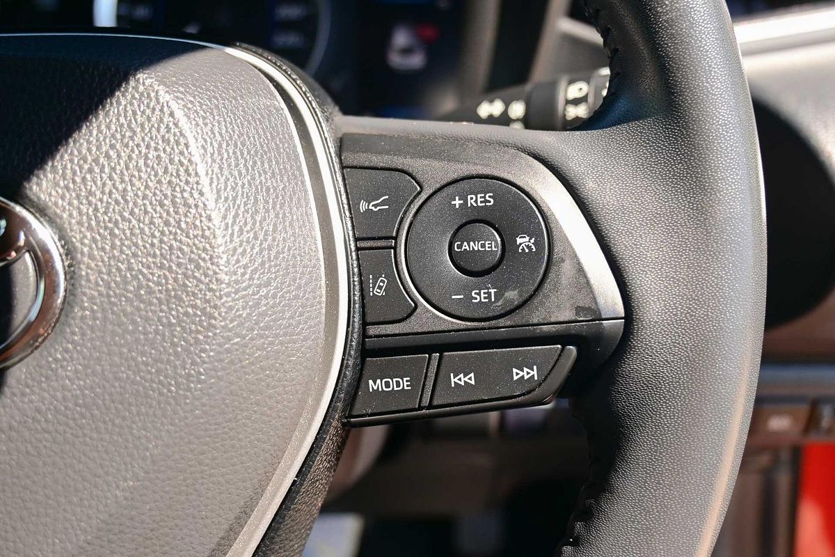 2019 Toyota Corolla SX Hybrid ZWE211R