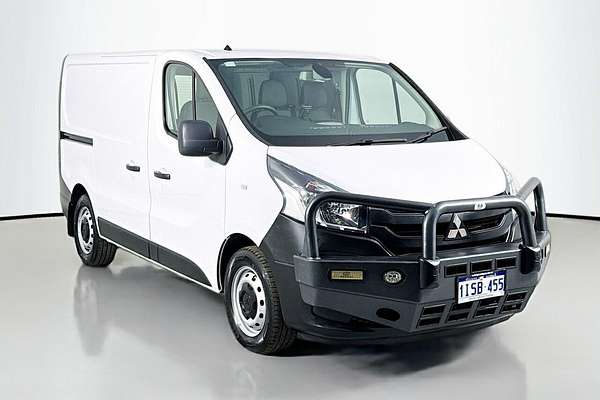 2020 Mitsubishi Express GLX SN SWB