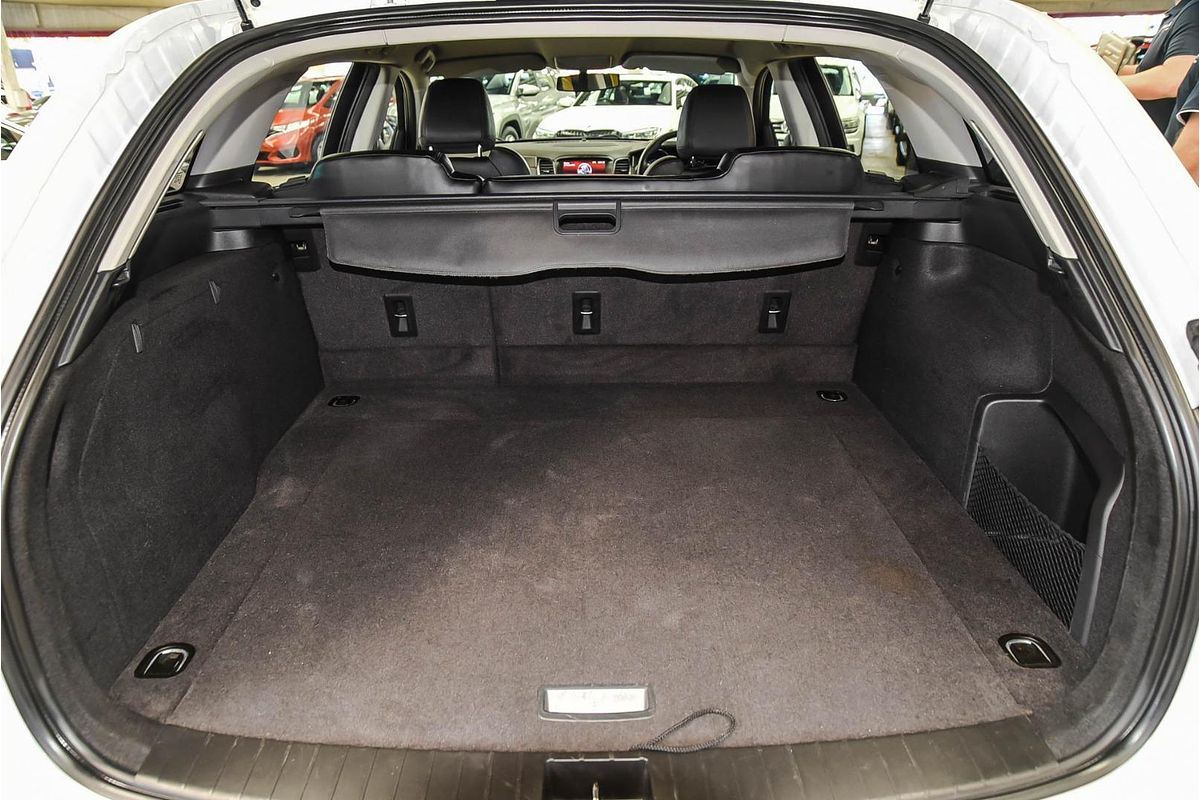 2016 Holden Commodore SV6 Black VF Series II