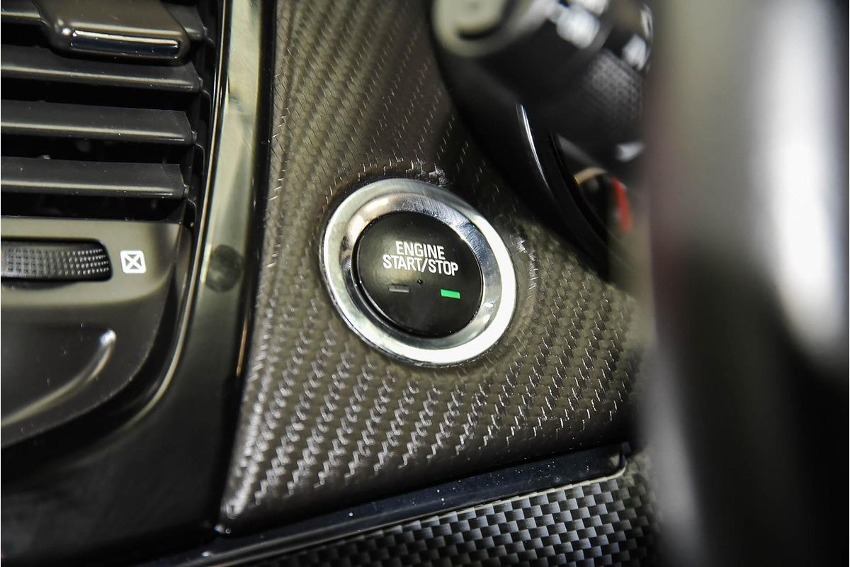 2016 Holden Commodore SV6 Black VF Series II