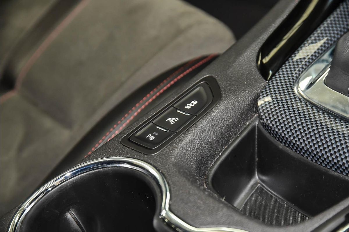 2016 Holden Commodore SV6 Black VF Series II