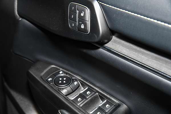 2024 Ford Everest Platinum  3.0L