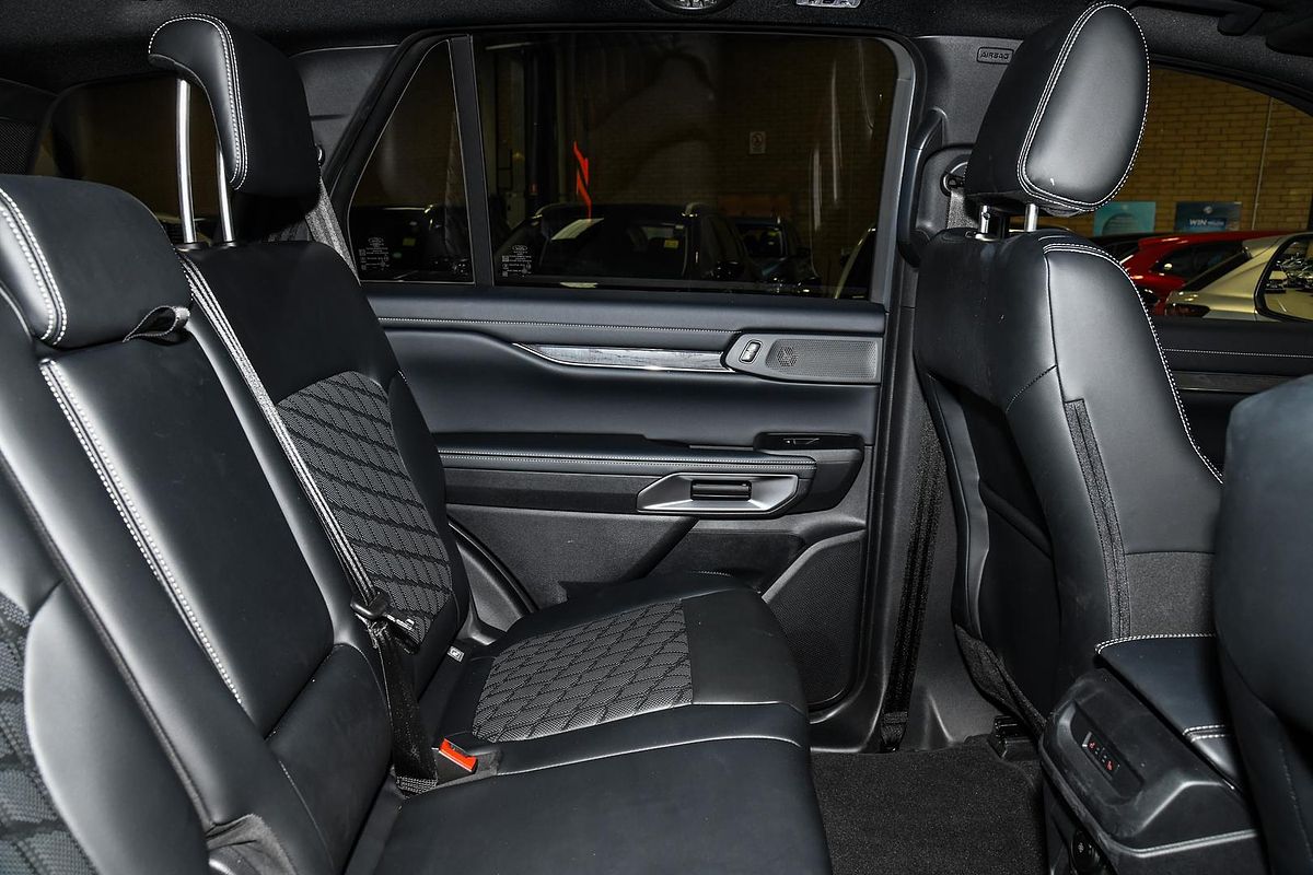 2024 Ford Everest Platinum  3.0L