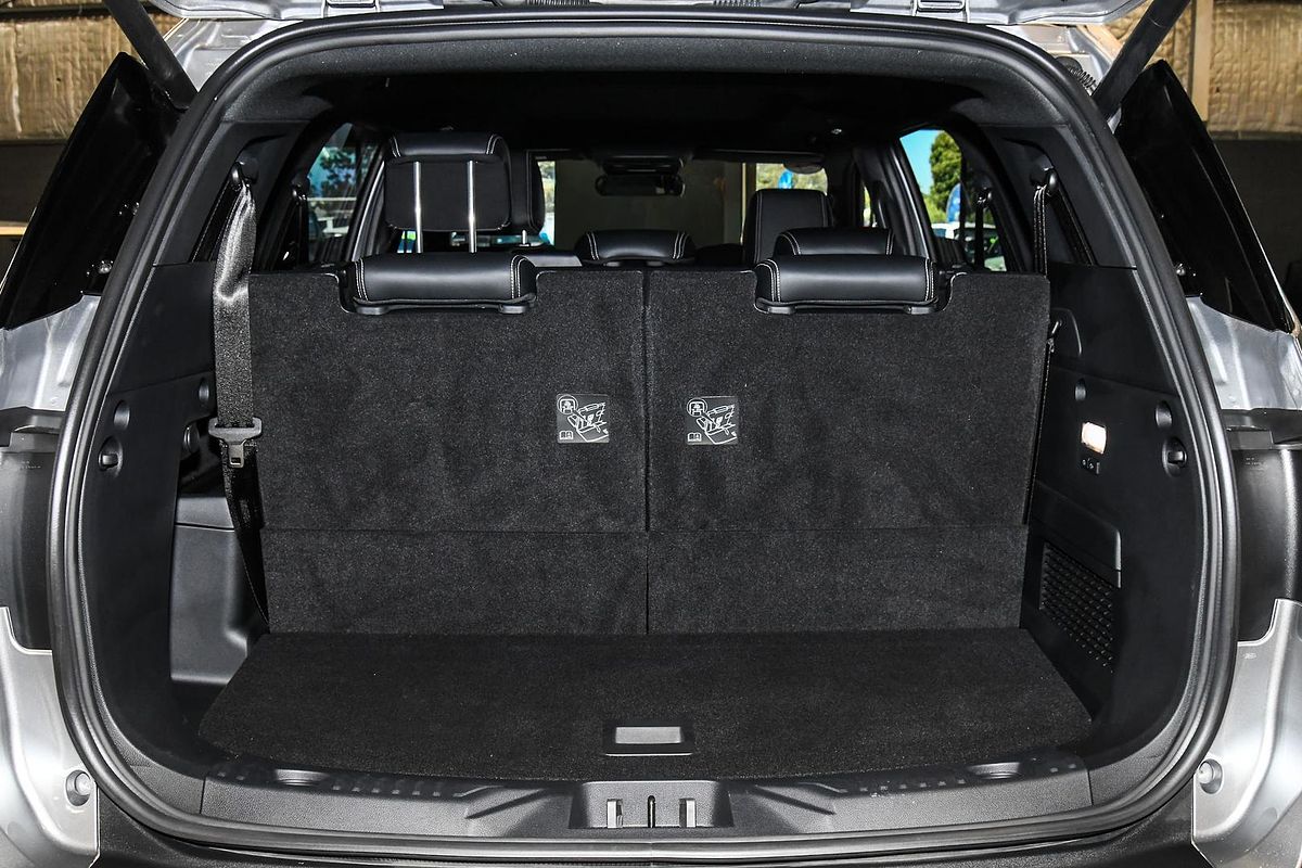 2024 Ford Everest Platinum  3.0L