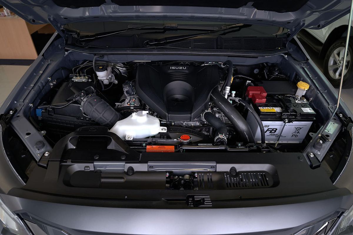 2025 Isuzu D-MAX X-TERRAIN 4X4