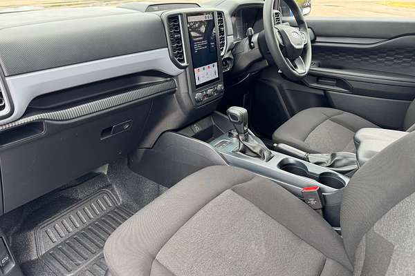 2024 Ford Ranger XL  4X4 2.0L