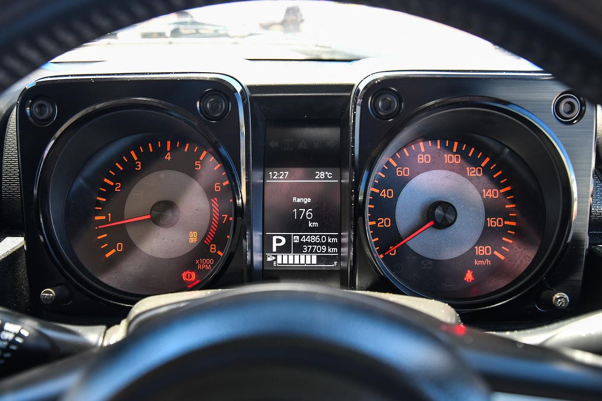 2023 Suzuki Jimny GLX GJ