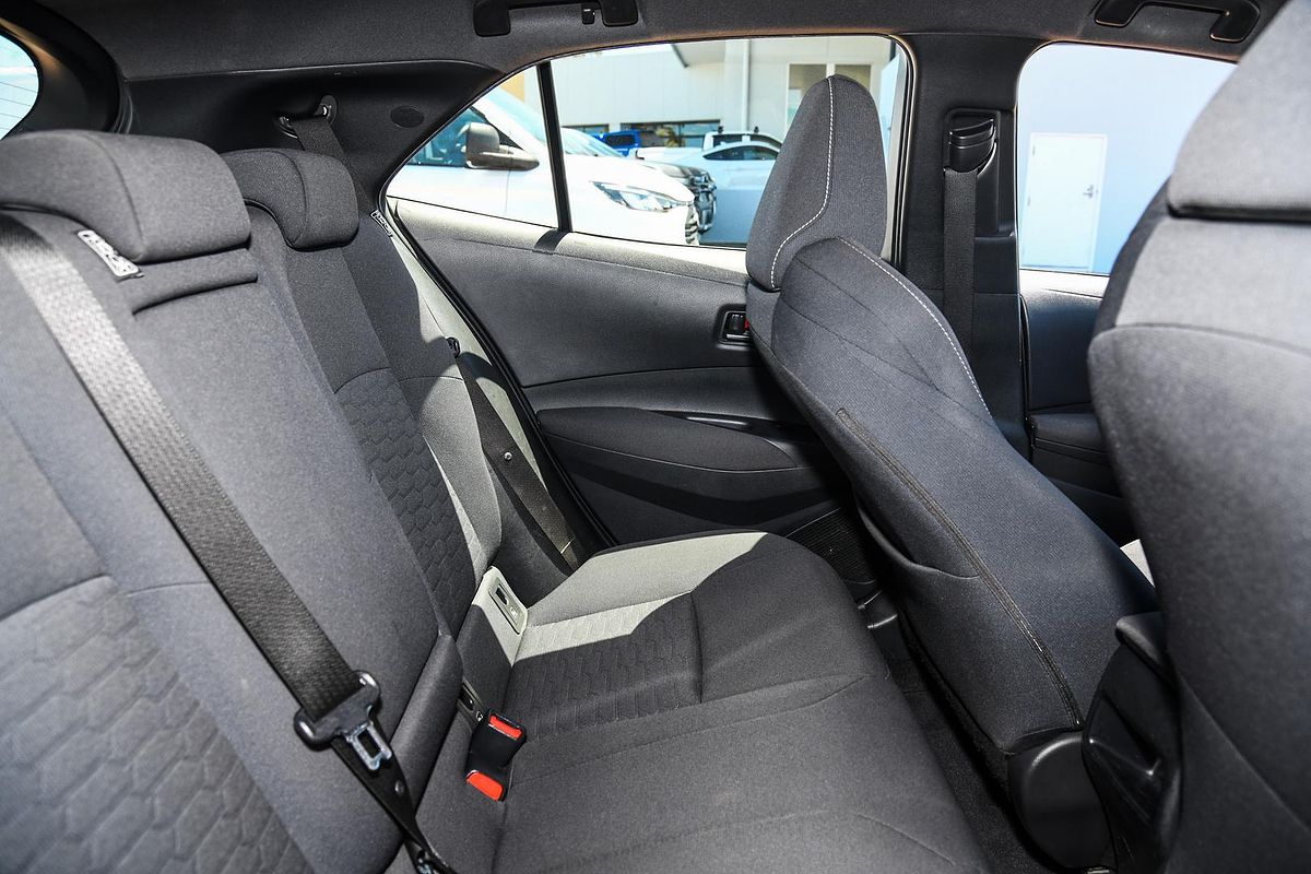 2022 Toyota Corolla Ascent Sport Hybrid ZWE211R