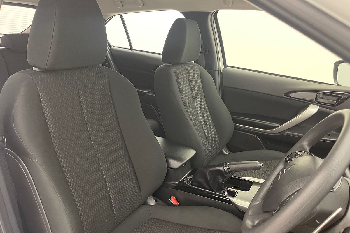 2024 Mitsubishi Eclipse Cross ES YB