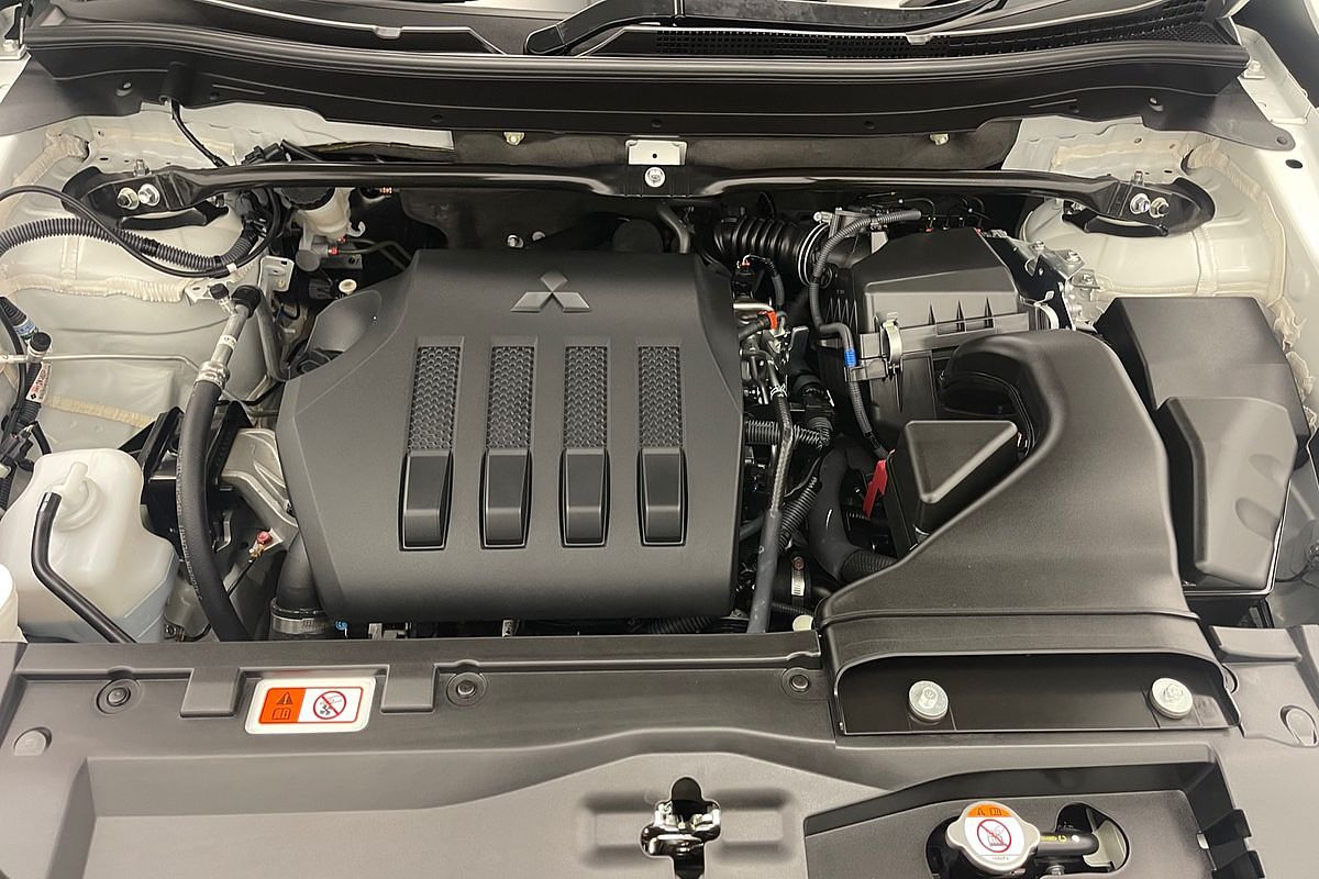 2024 Mitsubishi Eclipse Cross ES YB