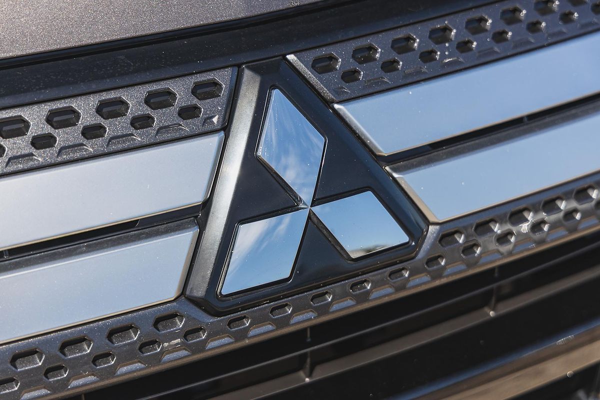 2020 Mitsubishi Outlander ES ZL