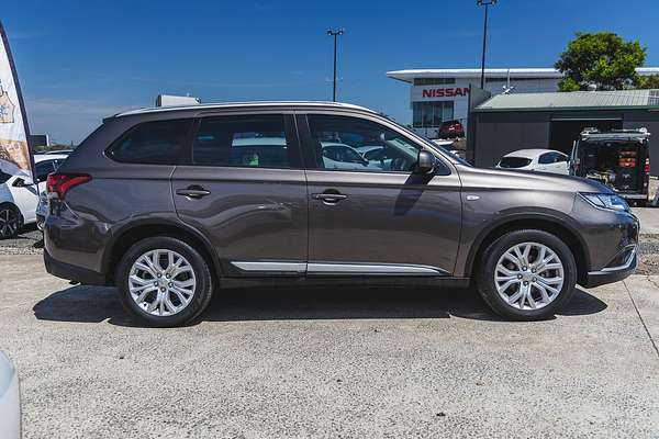 2020 Mitsubishi Outlander ES ZL