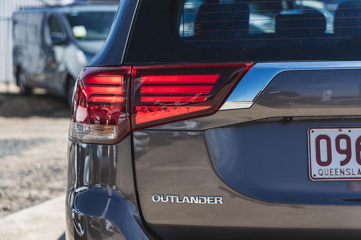 2020 Mitsubishi Outlander ES ZL