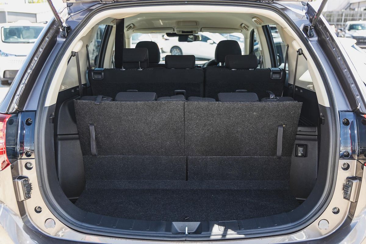 2020 Mitsubishi Outlander ES ZL