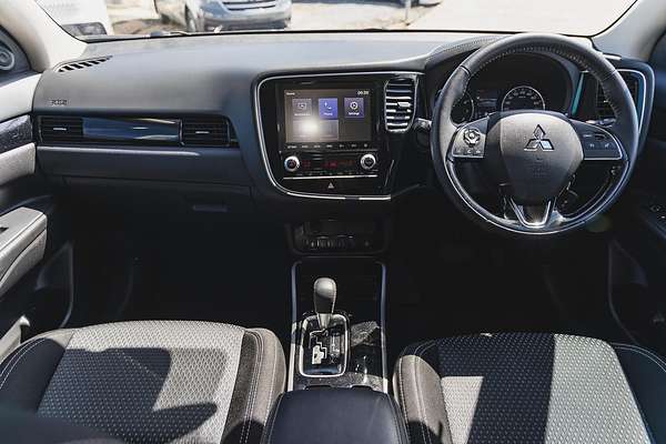 2020 Mitsubishi Outlander ES ZL