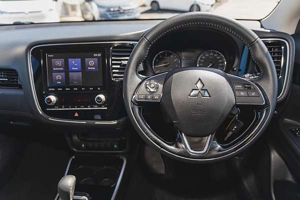 2020 Mitsubishi Outlander ES ZL