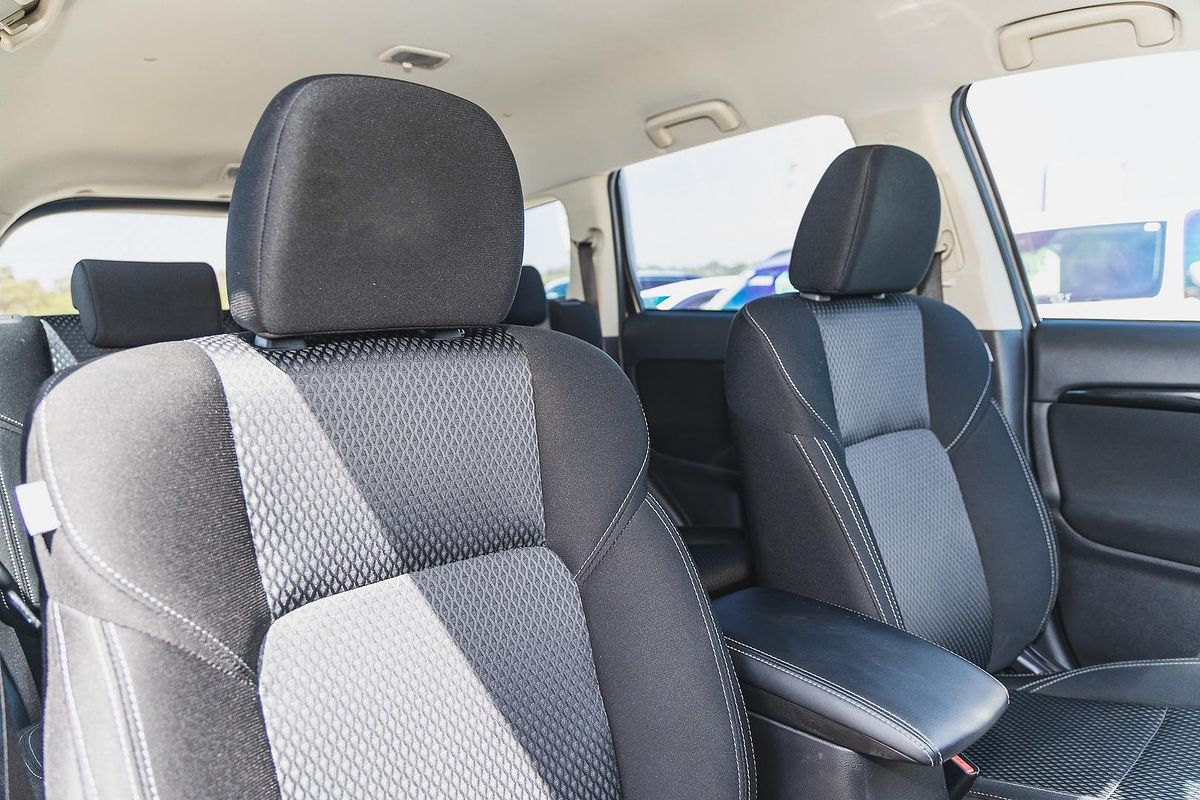 2020 Mitsubishi Outlander ES ZL