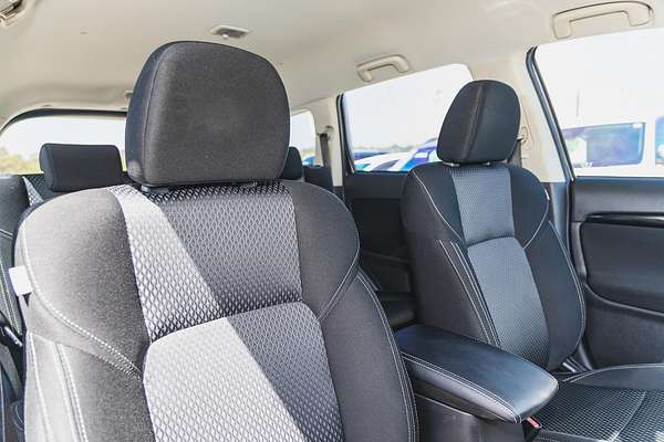 2020 Mitsubishi Outlander ES ZL